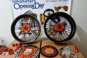 kit cerchi  motard ktm  OMAGGIO PASTICCHE FRENO