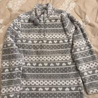 Pigiama morbido con pantofole abbinate