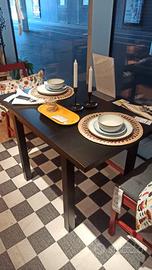 Tavolo allungabile IKEA nero