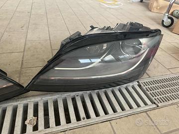 Fari anteriori xenon Audi tt mk2 e altri ricambi
