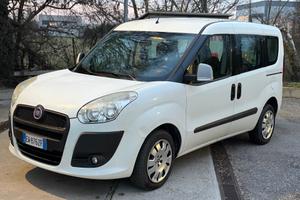 Fiat Doblo 1.4 T-Jet metano 2014 5 posti