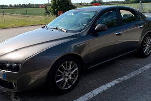 Alfa Romeo 159
