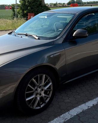 Alfa Romeo 159