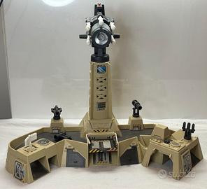 Micro Machines Military Base Galoob 65572 Playset