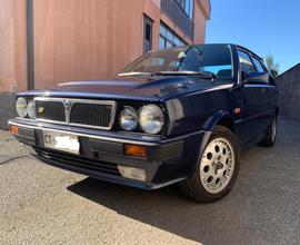 Lancia delta HF turbo 1.6