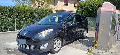 Renault Gran Scenic 