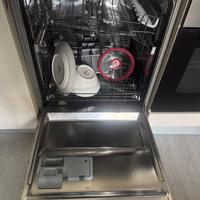 Cucina completa con elettrodomestici