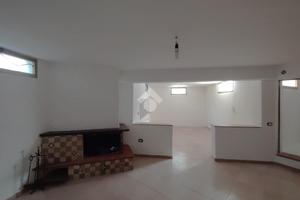 2 LOCALI A QUARTU SANT'ELENA