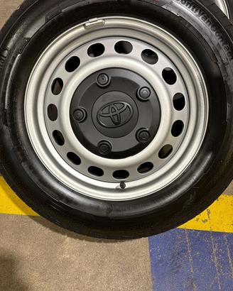 Gomme e cerchi Toyota Proace