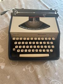 Macchina da scrivere