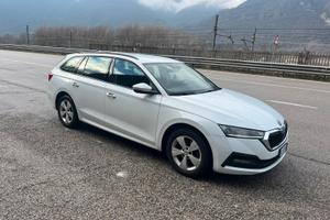 Skoda Octavia del 2022 diesel , km 80.000 , 150 cv