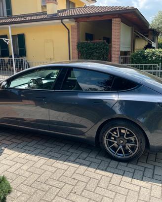 Tesla model 3 long range batteria nuova