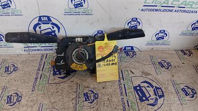 DEVIA LUCI LANCIA Y COMANDI AL VOLANTE