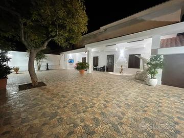 Intera villa da Settembre a Giugno zona San Vito