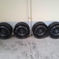 Cerchi ferro originali Volkswagen 15" con borchie