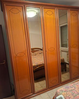 Armadio in legno