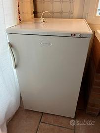 Congelatore con cassetti Smeg