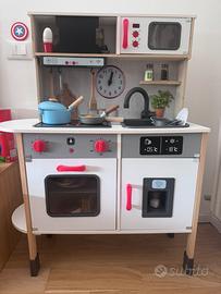 Cucina bambini completa di accessori - Lidl