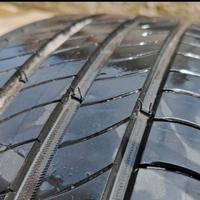 Treno di pneumatici estivi nuovi Michelin E