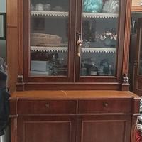 Credenza in legno massello