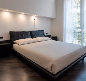 LETTO ALANDA – PAOLO PIVA PER B&B ITALIA – COMPLET