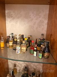 Collezione bottigline liquori