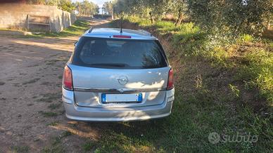 Opel Astra S.W.