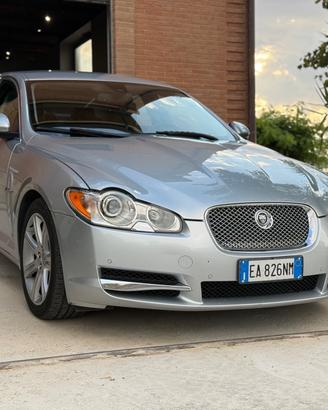 Jaguar XF 3.0 D V6 Premium Luxury