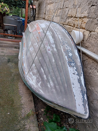 Barca in vetroresina