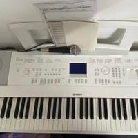 pianoforte elettrico bianco yamaha