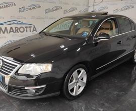 Volkswagen Passat 2.0 tdi Highline TAGLIANDI VW