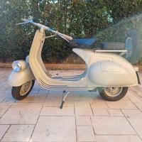 Piaggio Vespa 125 (VN) - 1954