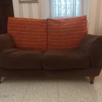 Divani Molteni – rifoderati recentemente