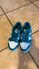 Nike bianche e verdi