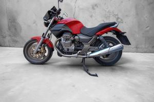 MOTO GUZZI BREVA 750