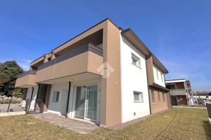 4 LOCALI A PIOMBINO DESE