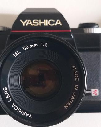 CORREDO YASHICA