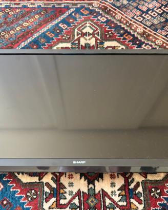 Sharp Aquos 24’’ - Smart tv