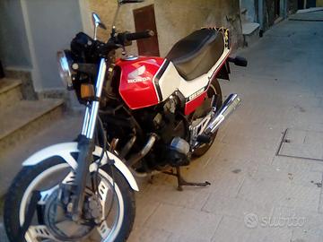 Honda CBX 600 Honda Motor PC 04