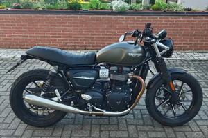 Triumph street twin 900