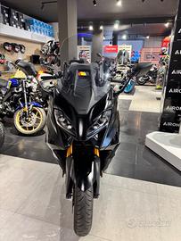 Yamaha TMAX 560 Tech Max