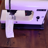 Macchina da cucire Necchi 543