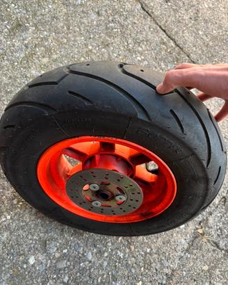 cerchi completi di gomme Michelin + disco freno