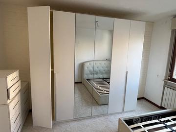 Armadio Capiente a 6 Ante Bianco con Specchi Centr