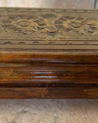 Porta gioie in legno Vintage.