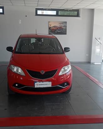 Lancia Ypsilon 0.9 TwinAir 85 CV 5 porte Metano Ec