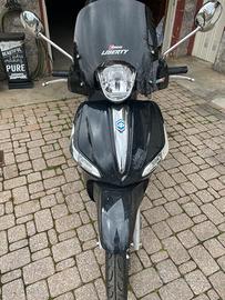 Piaggio Liberty 125 ABS (2022) - Solo 5.400 km - E
