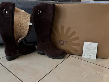 Stivali UGG mod. Jillian pari al nuovo,  taglia 38