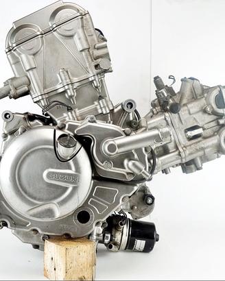 SUZUKI V STROM 650 XT ABS 15 17 motore completo