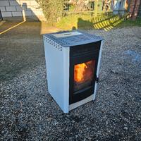 stufa a pellet 8 kw 
